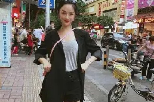 内娱男星‘绅士人设’崩塌剧组揩油被全网封禁！