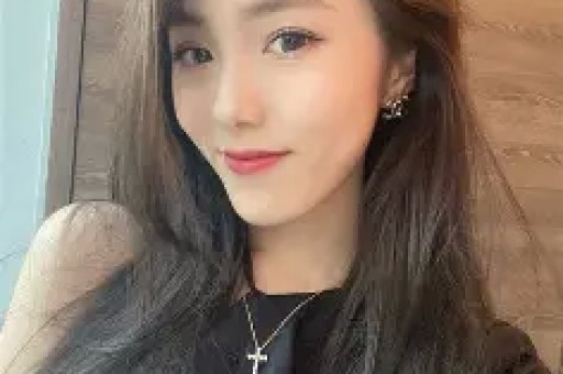 新晋小花要拆很新的房子被黑料骂上热搜是因为爱太多？