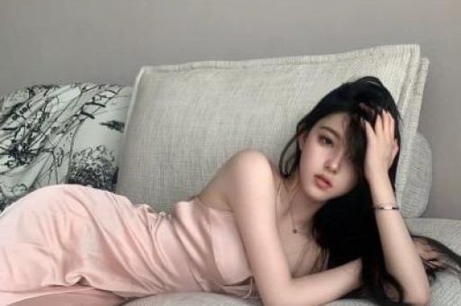 曾经的娱乐圈第一美人出道24年劈腿14名男星被骂公交车如今她怎么样了？