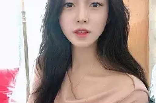 戏里谢广坤只是喜剧角色戏外唐鉴军带货酸菜翻车三段婚姻尽显自私